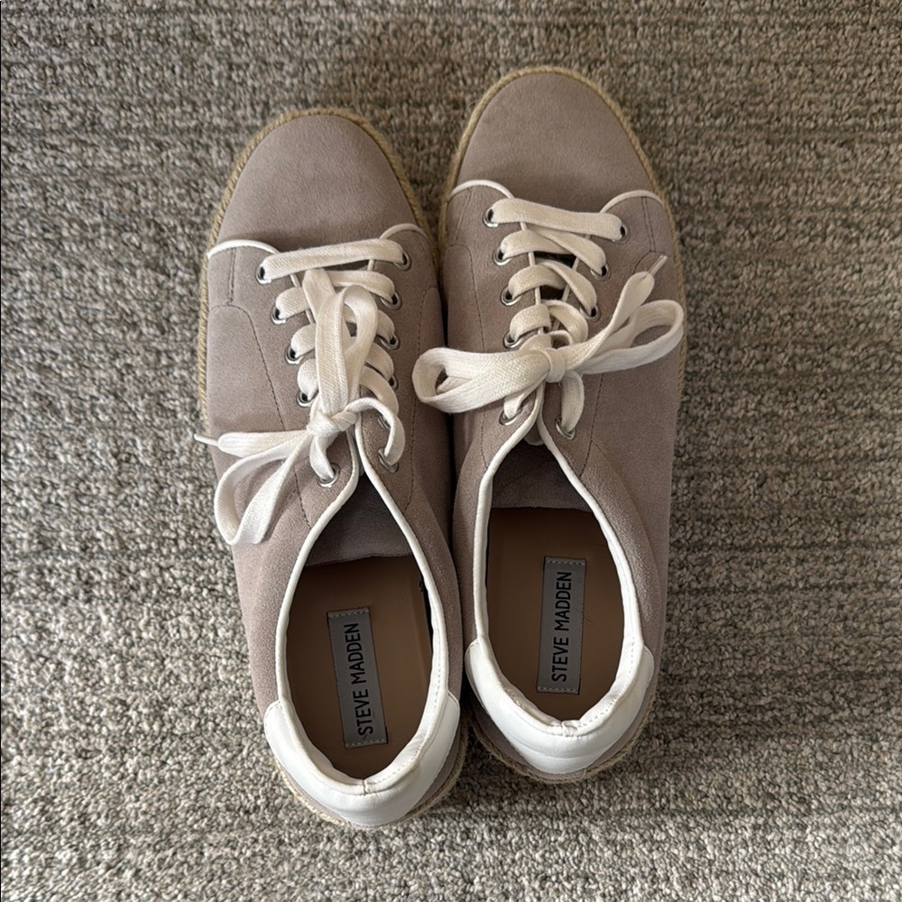 Steve Madden Sneakers